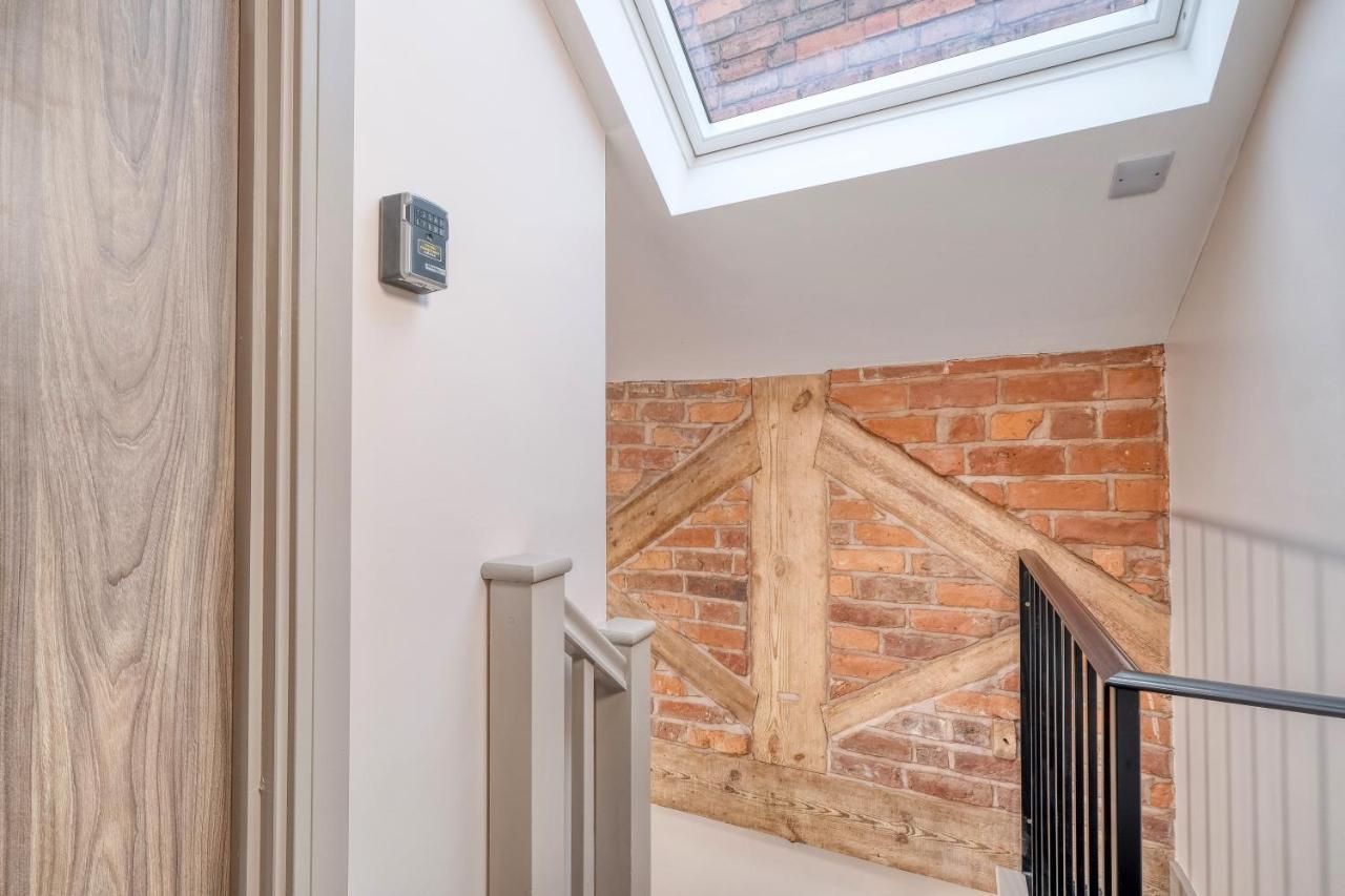 The Station Loft City Centre 1-Bed Apartment Ουόρσεστερ Εξωτερικό φωτογραφία